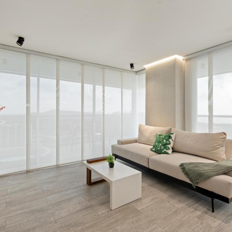Luxury 2BR w PrivateJacuzzi Beach Pool Dominique - Apartamento de 2 dormitorios con vistas al mar - 4