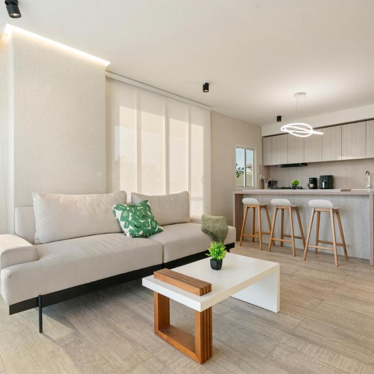 Luxury 2BR w PrivateJacuzzi Beach Pool Dominique - Apartamento de 2 dormitorios con vistas al mar - 13