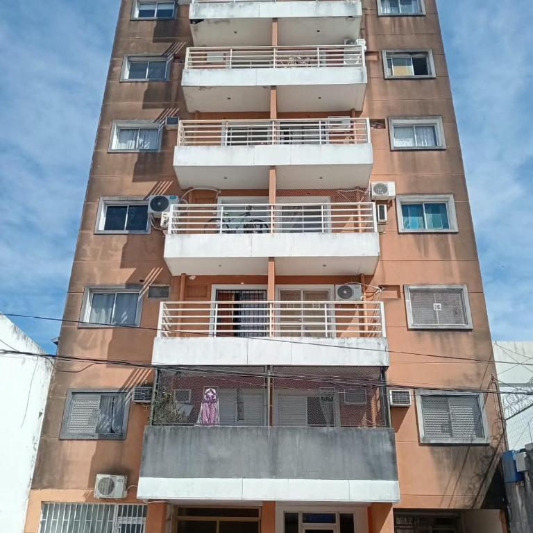 Departamento 1 habitación cerca de Avenida 3 de abril - One-Bedroom Apartment - 2