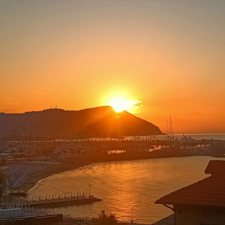 sunset suite con terrazza e barbecue - Two-Bedroom Apartment - 13