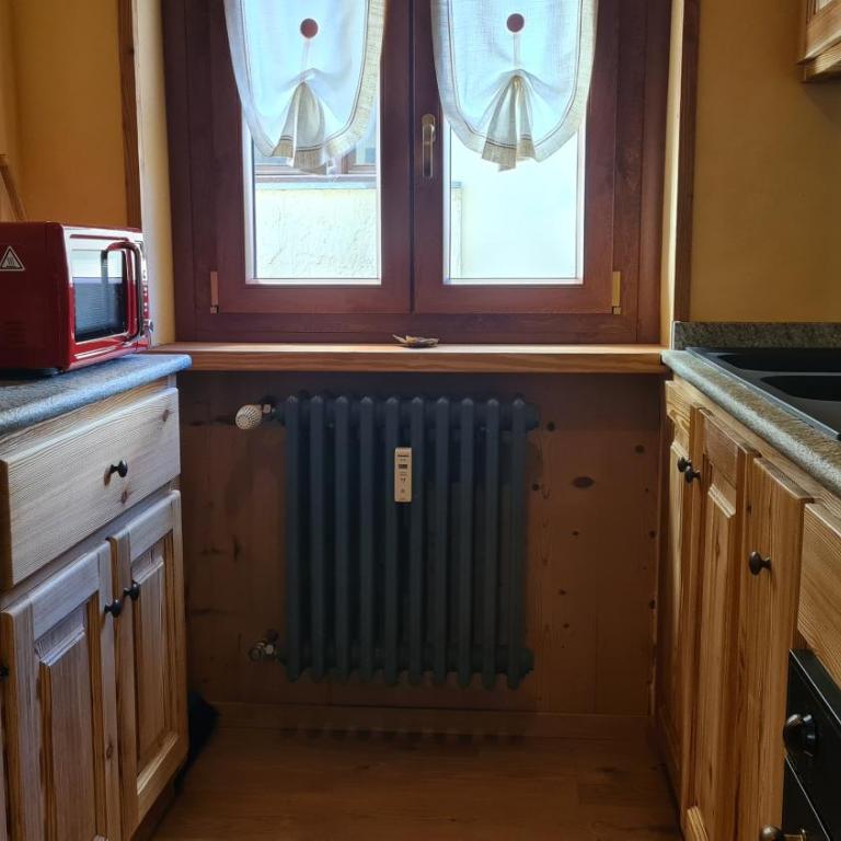 Chez Ferdinand 2 - Two-Bedroom Apartment with Mountain View - 6