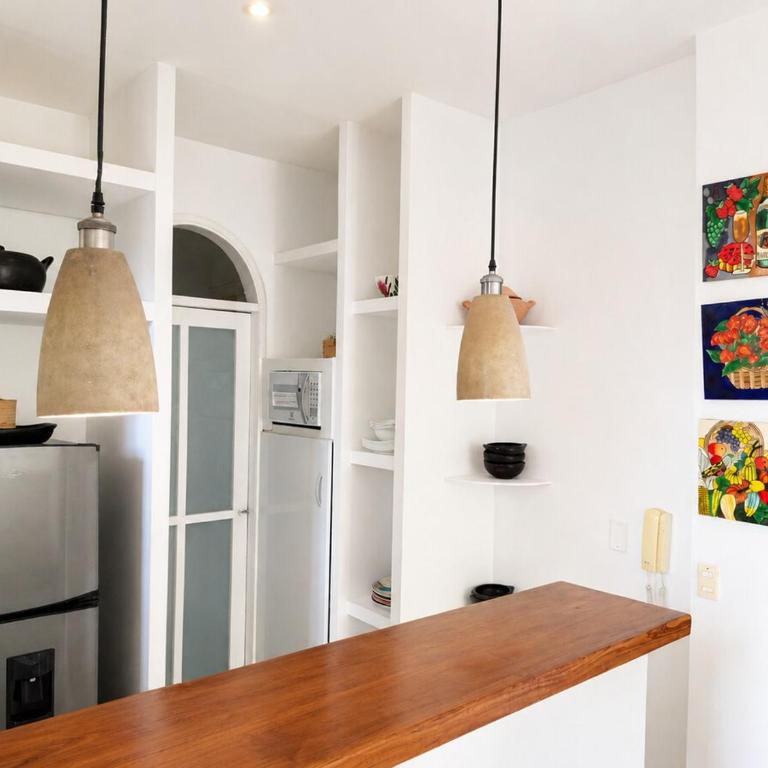 Apto Cerca Playa y Aeropuerto, Amplio con Balcón - Three-Bedroom Apartment - 21