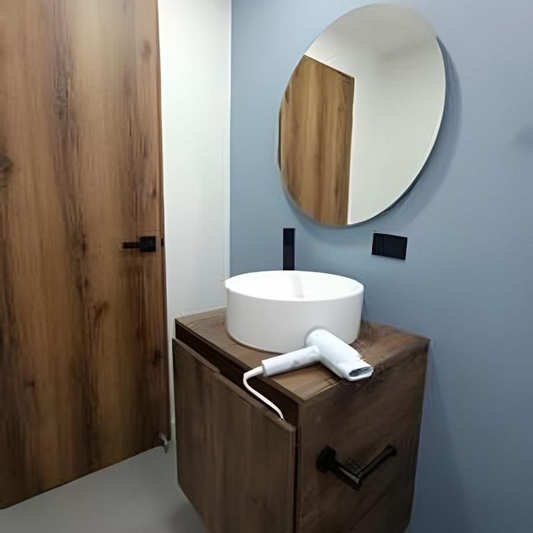 Bluelux Mde B&B - Habitación Deluxe con cama extragrande - 37