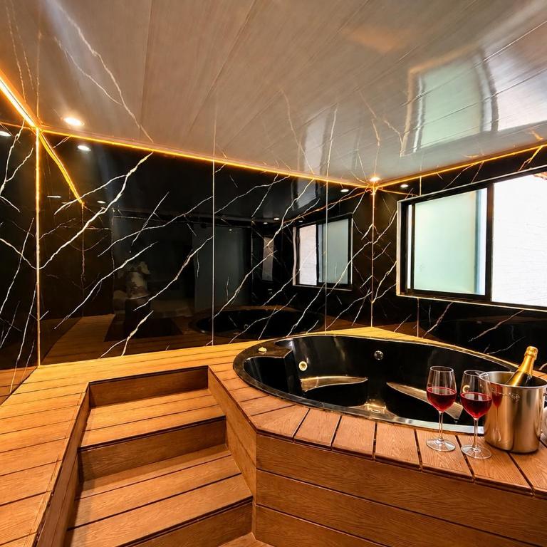 Exclusive house in the Malibu sector - Four-Bedroom House - 9