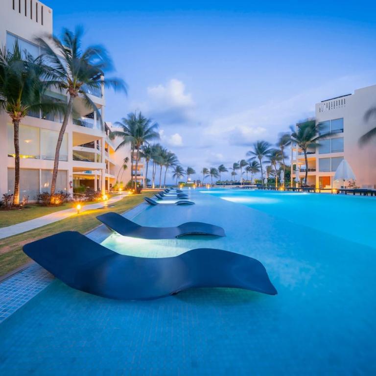 Ocean View 2BR Luxury Condo - The Elements 101 - Apartment - 1