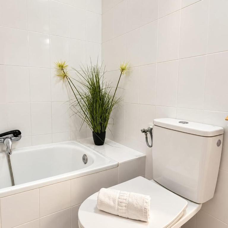 Navarro Ramos - Gomérez - Chambre Lits Jumeaux avec Salle de Bains Privative - 2