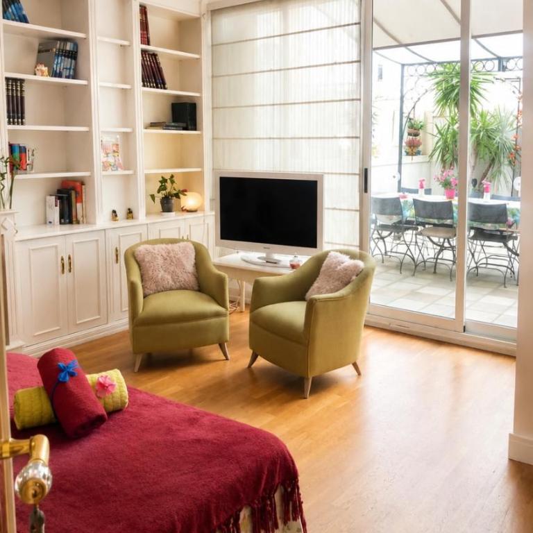 Premium 4-Bedroom Apartment on Gran Vía de Fernando el Católico - Apartment - 16