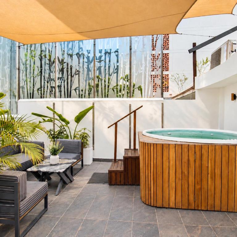 Viktory Boutique Hotel - Apartamento de 2 dormitorios con terraza y bañera de hidromasaje - 14