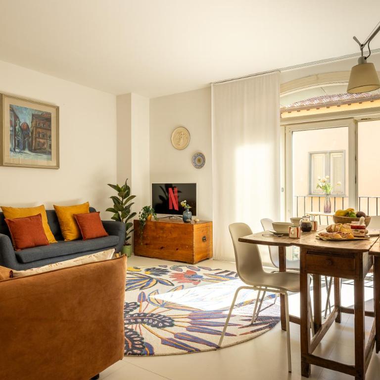 Splendido Apartment by Maison Florence - Appartamento Deluxe con 2 Camere da Letto e Balcone - 1