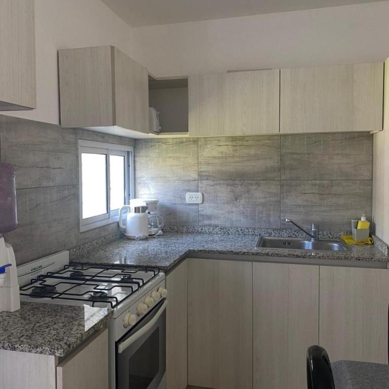 Duplex a 20 min del Aeropuerto de Ezeiza - Apartamento de 1 dormitorio - 2