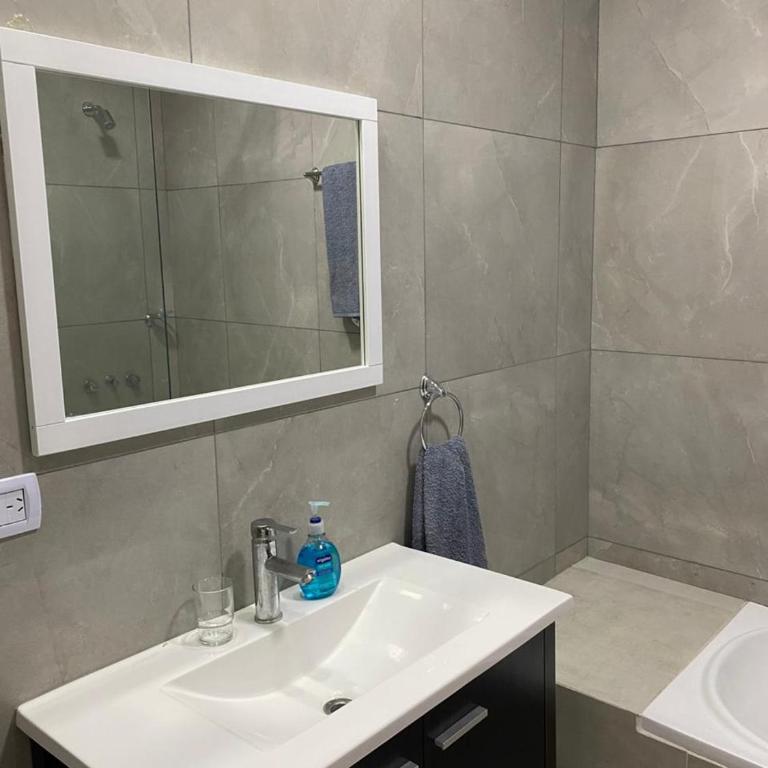 Duplex a 20 min del Aeropuerto de Ezeiza - Apartamento de 1 dormitorio - 20
