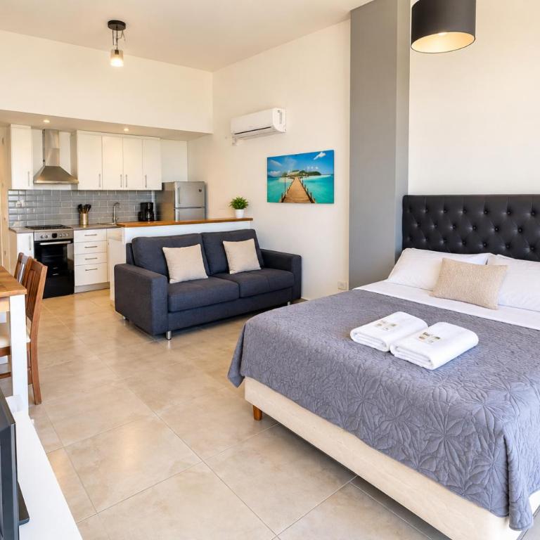 Espacio Arena Hotel - Classic One-Bedroom Apartment with King Bed - 1