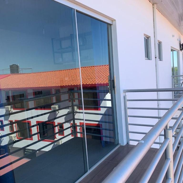 Apartamento nuevo en Condominio Colors - Apartamento de 1 Dormitorio con balcón y vistas a la ciudad - 2