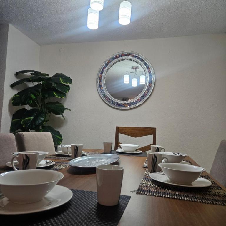 El depa de Natalia a min de aeropuerto y estadio GNP - Apartment mit 2 Schlafzimmern - 21