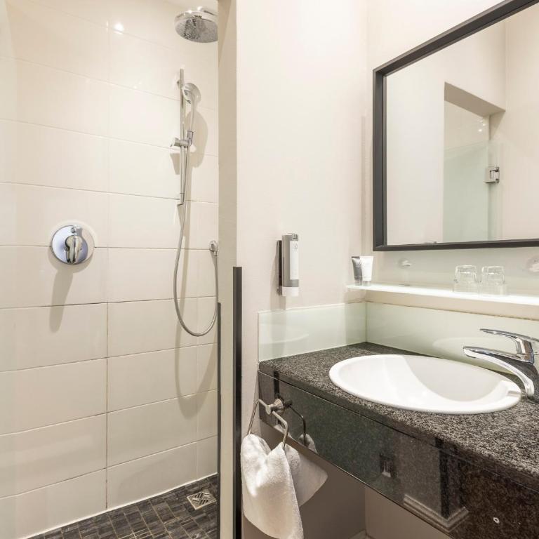 Das Nikolai Hotel - Deluxe Doppelzimmer - 7