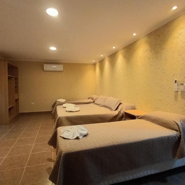 KIN Hotel - Quadruple Room - 1