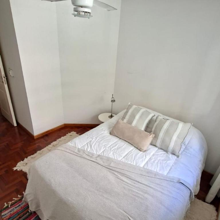 Pasos de la termi, wifi rapido, cochera en frente, gym y pileta - One-Bedroom Apartment - 10