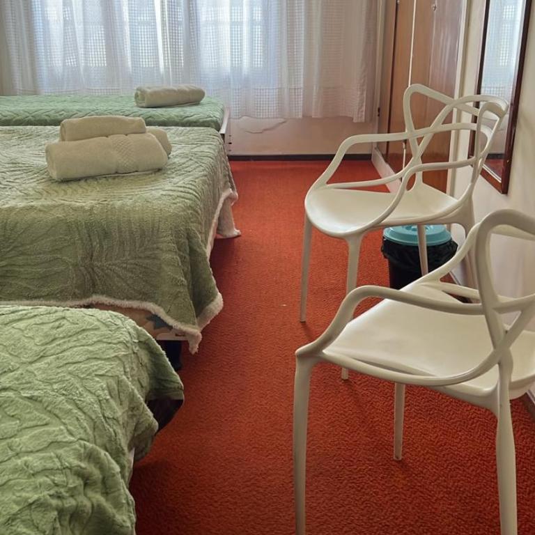 Hosteria Nueva NECOCHEA - Habitación cuádruple - 2