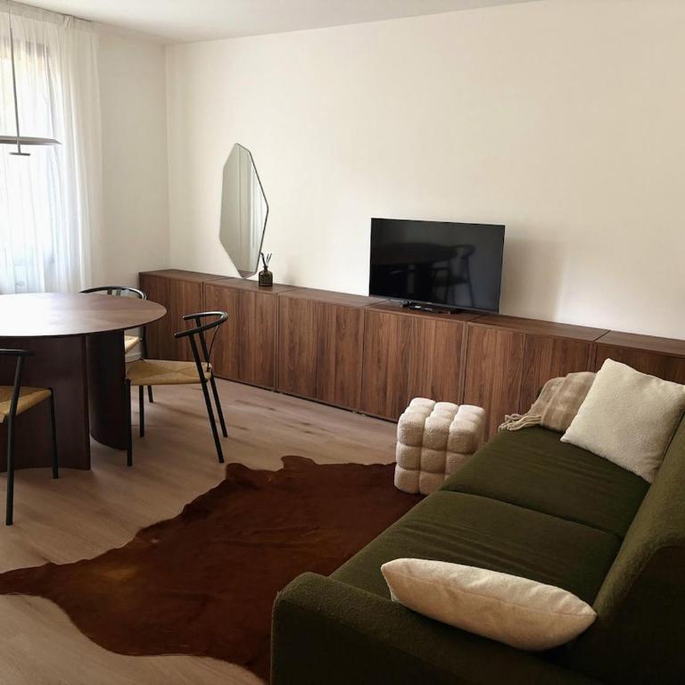Casa in centro Madonna di Campiglio - Appartamento con 2 Camere da Letto - 1