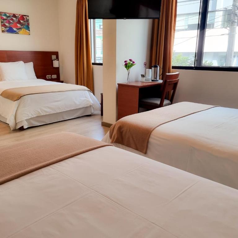Hotel Las Palmas - Habitación Triple - 1