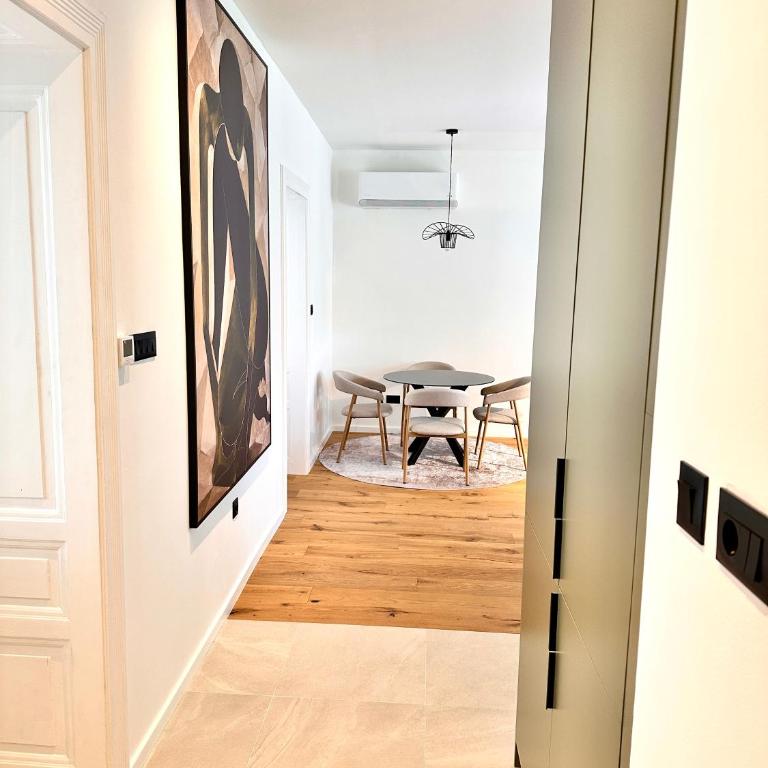 Designer 2BR Apartment Sarajevo Free Parking - Apartman sa 2 Spavaće Sobe - 12
