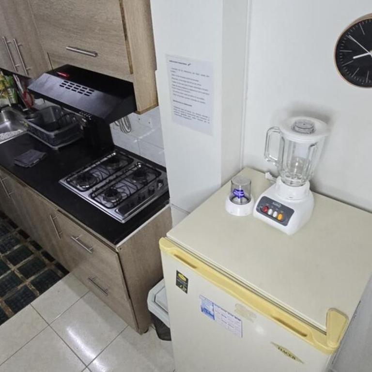 Acogedor apartamento familiar 2do piso - 06 personas - El Edén Centro Comercial - Three-Bedroom Apartment - 25