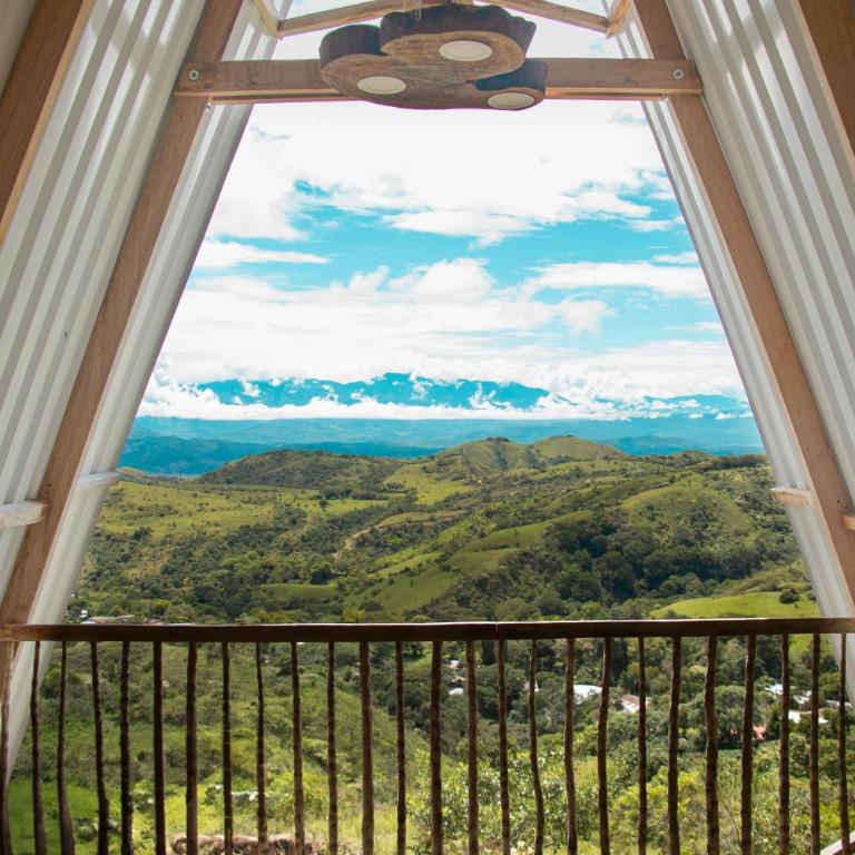 Los Nevados Ecolodge - Habitación Familiar con vistas a la montaña - 14