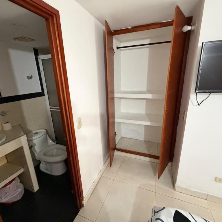 Hotel Sol Dorado - Habitación Individual con baño privado - 3