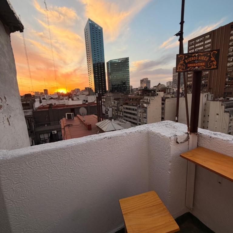 Departamento Piso 11 Terracita privada y Vistas!! 700 m Obelisco, 100 m Florida - Apartamento de 1 dormitorio - 30