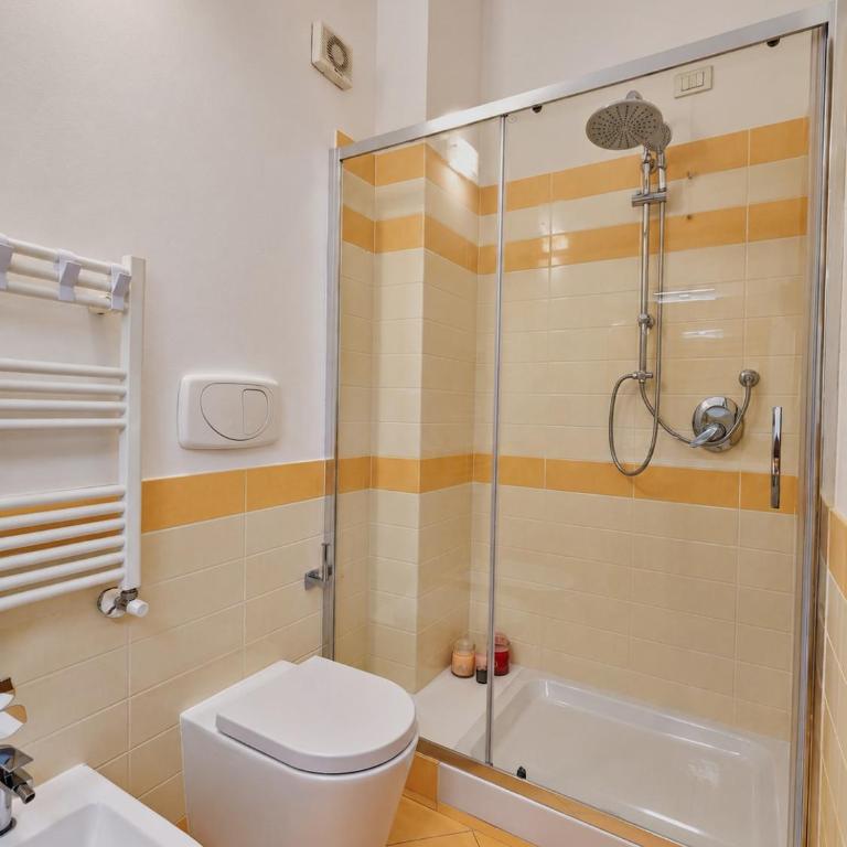 Maison Nino - Appartement 1 Chambre avec Balcon - 8