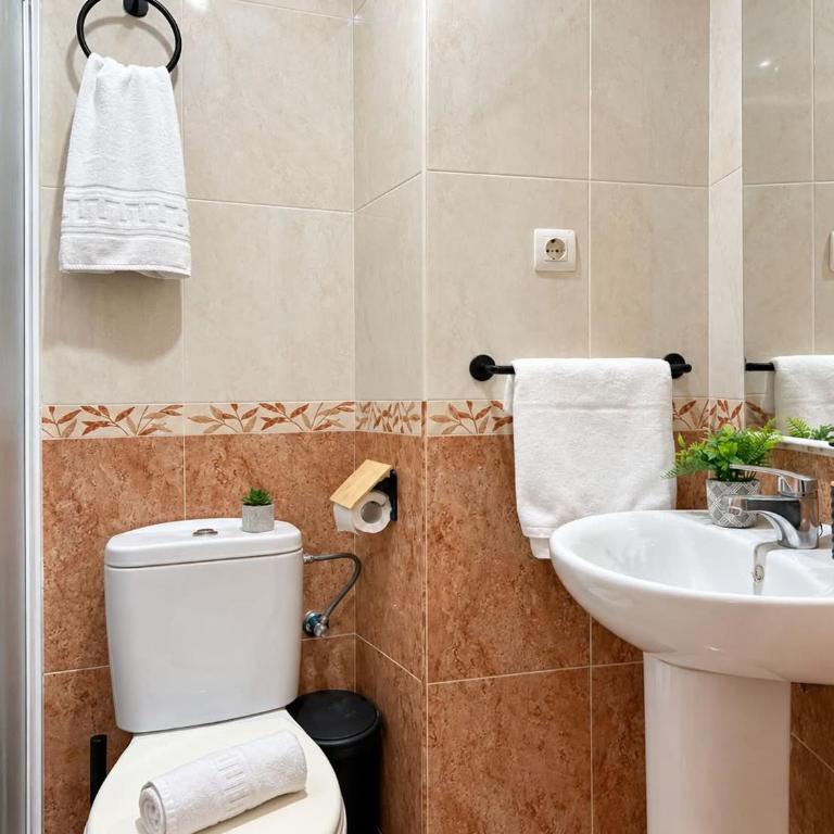 Navarro Ramos - Gomérez - Chambre Lits Jumeaux avec Salle de Bains Privative - 5