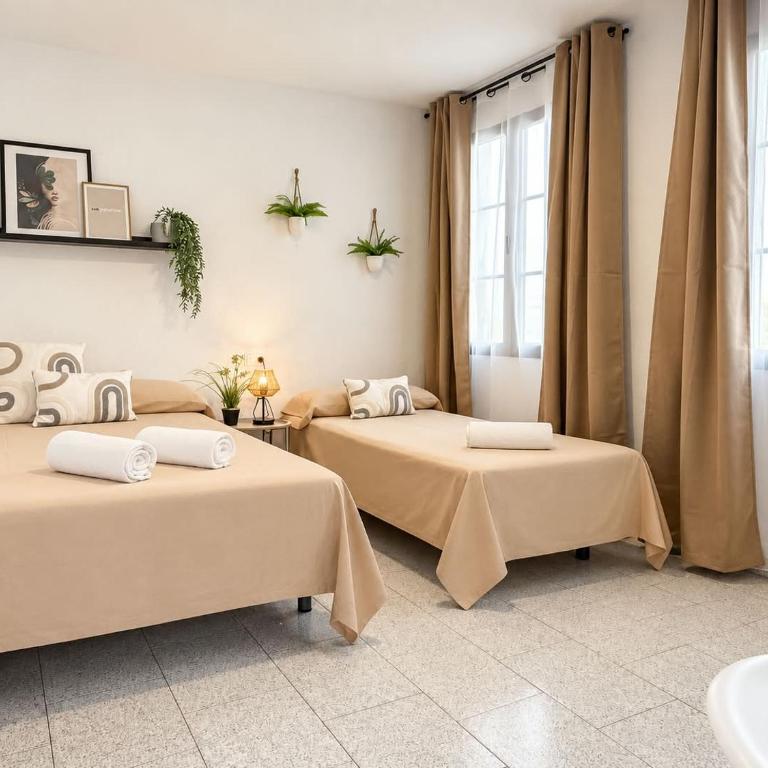 Navarro Ramos - Gomérez - Chambre Triple avec Salle de Bains Privative - 8