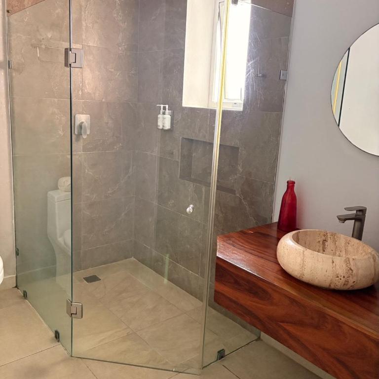 Hotel DC Boutique & SPA - Suite con cama extragrande y vistas al mar - 2