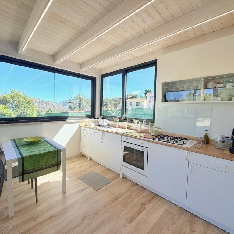 Le Casette - Two-Bedroom Apartment with Balcony and Sea View - 12
