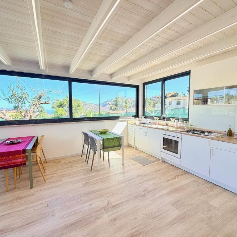 Le Casette - Two-Bedroom Apartment with Balcony and Sea View - 1