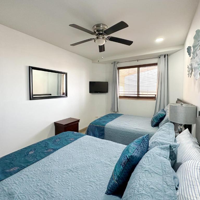Tranquil Sunset & Sea Views 301B - Apartment - 31