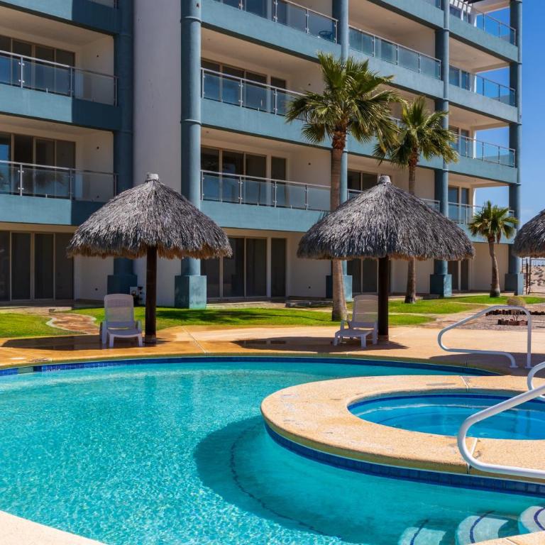Tranquil Sunset & Sea Views 301B - Apartment - 40