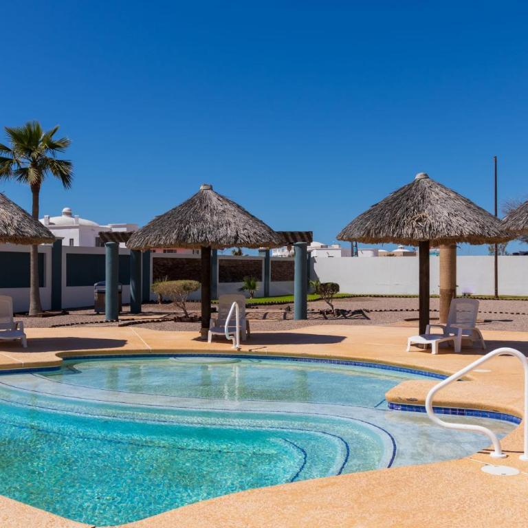 Tranquil Sunset & Sea Views 301B - Apartment - 42