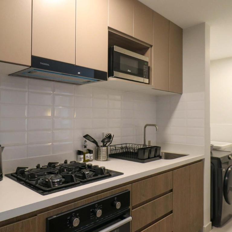Deluxe 3BR with Balcony in Prime Miraflores - Apartamento - 8