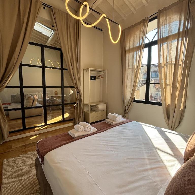 Attic in the city center - modern and comfort - Appartamento Deluxe con 2 Camere da Letto - 15