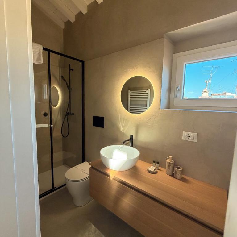Attic in the city center - modern and comfort - Appartamento Deluxe con 2 Camere da Letto - 28