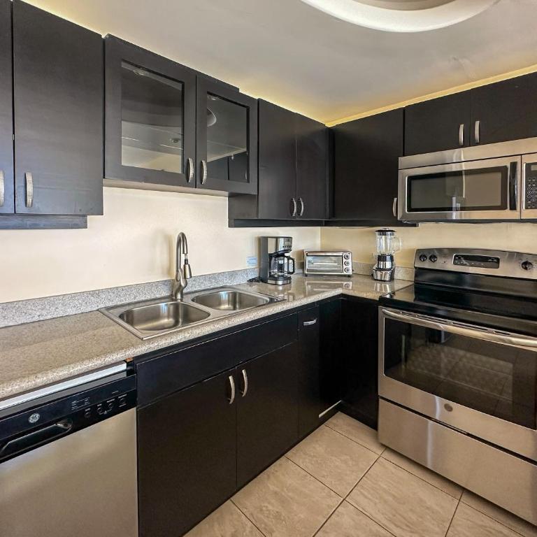 Relaxing Ground-Floor 2BR Condo #107 - Apartamento - 14