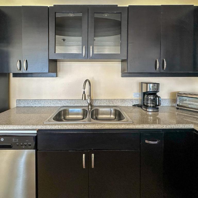 Relaxing Ground-Floor 2BR Condo #107 - Apartamento - 17