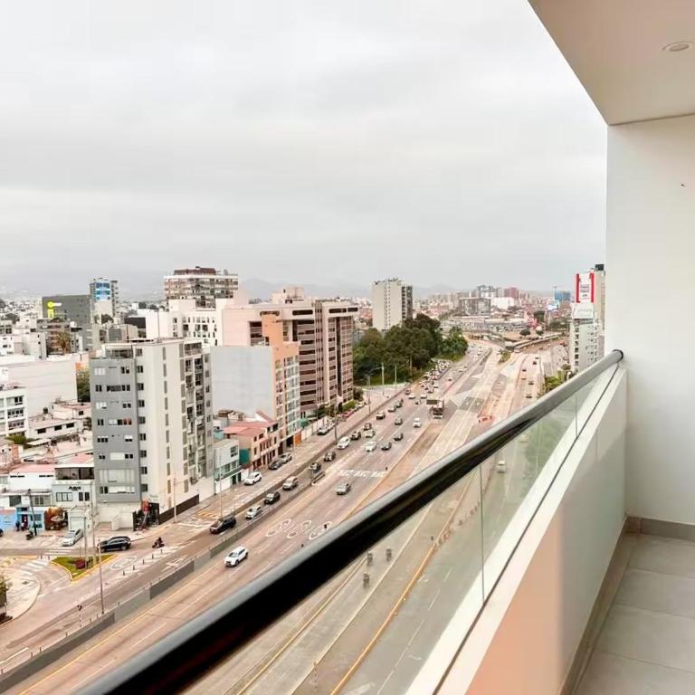 Miraflores house - Steps from Larcomar - Apartamento Deluxe de 2 dormitorios con balcón - 26