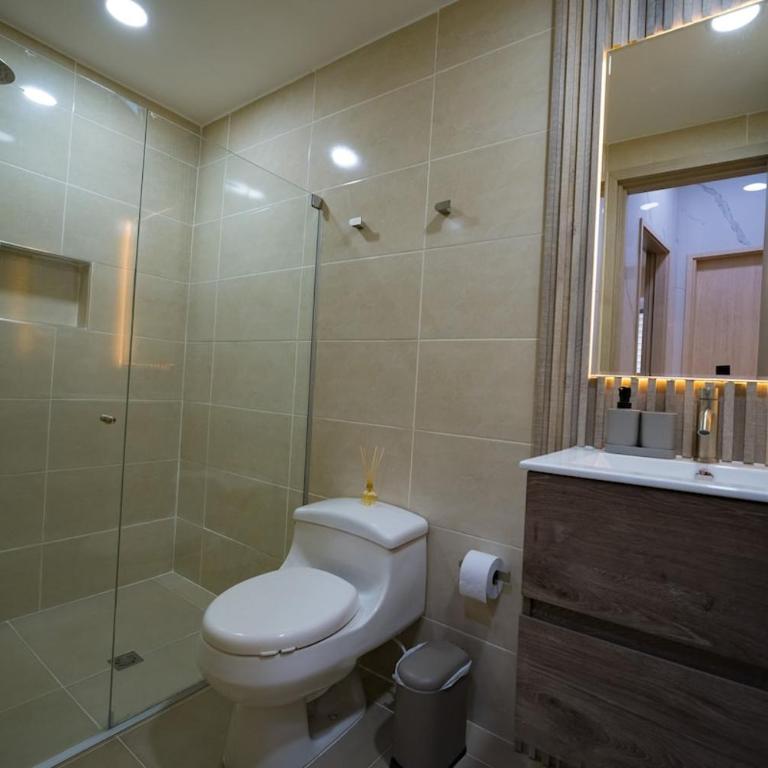 Ocean-View Apartment Balcony & 3 King Beds - Apartamento de 2 dormitorios - 54