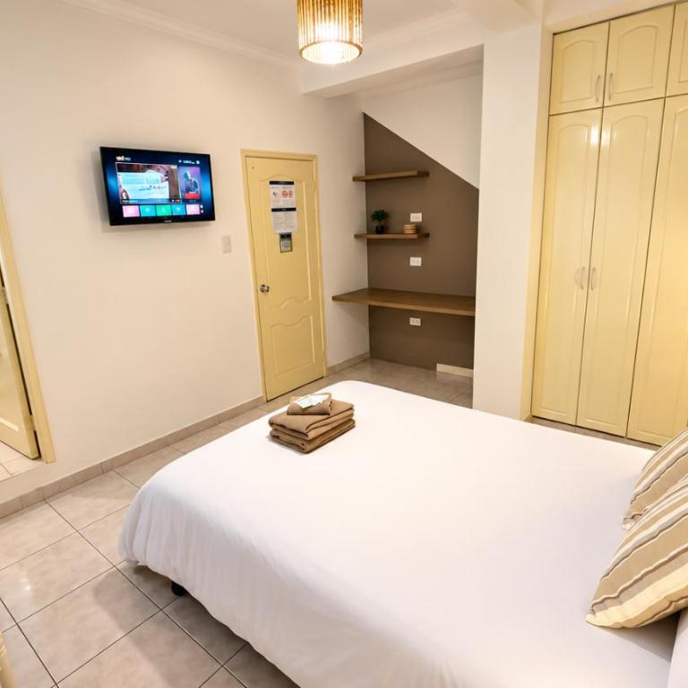 Park View Hostel & Suites - Double Room with Private Bathroom - 4