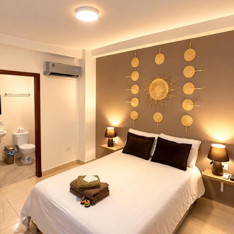 Park View Hostel & Suites - Double Room with Private Bathroom - 12