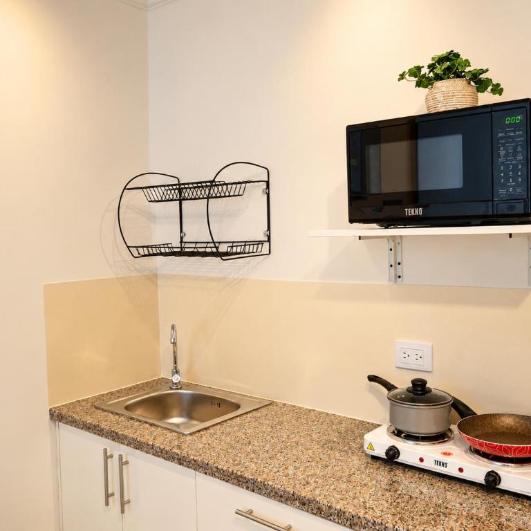 Park View Hostel & Suites - Superior Queen Room - 4