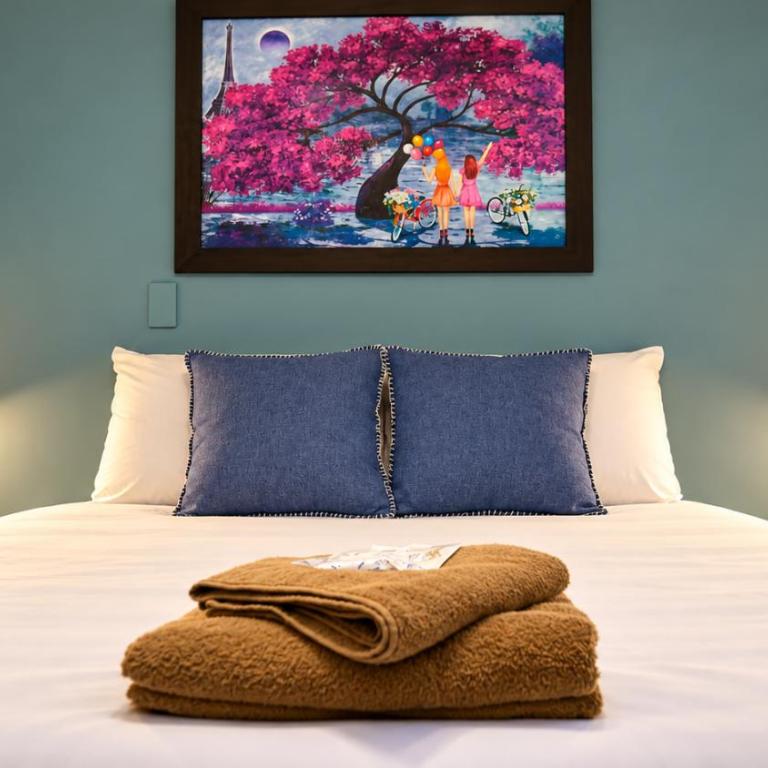Park View Hostel & Suites - Superior Queen Room - 1