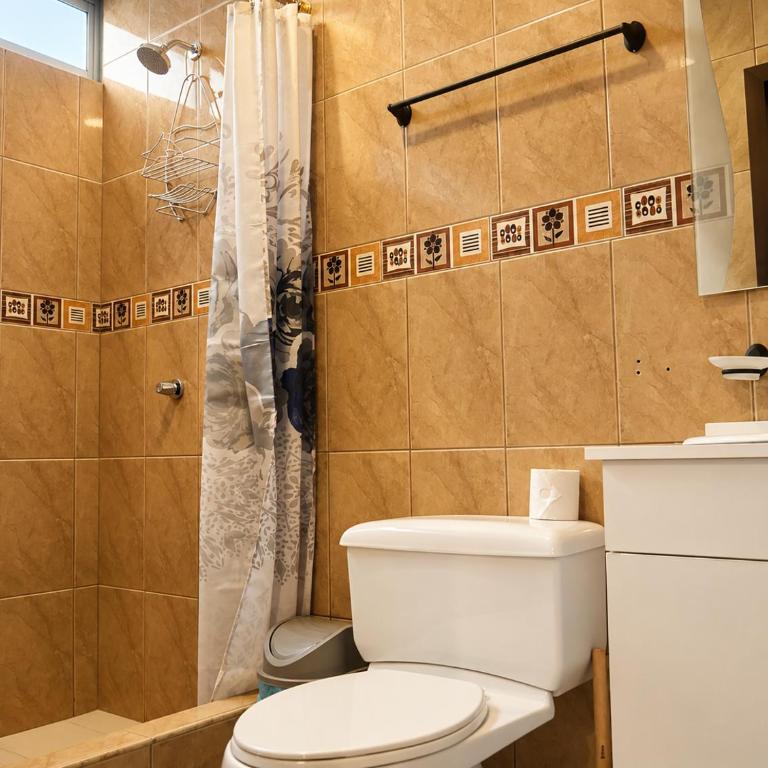 Park View Hostel & Suites - Superior Queen Room - 7